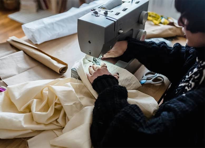 apparel manufacturing companies