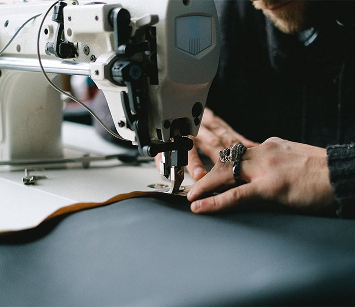 low moq clothing manufacturer